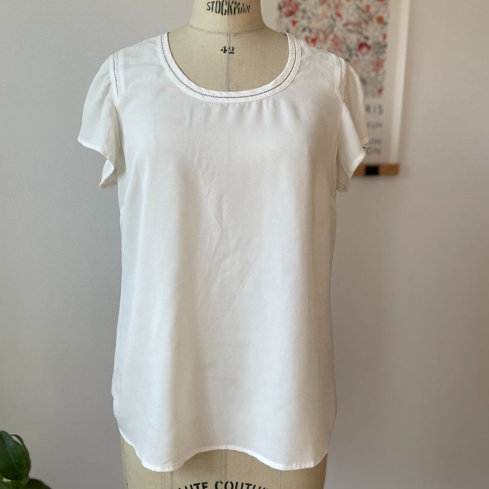 3For$20/Reitmans Delicate Blouse With Mesh Details